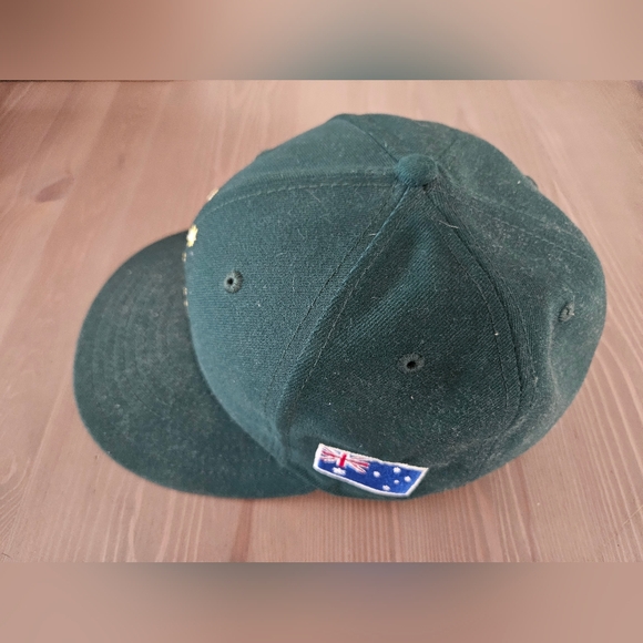 EUC World Baseball Classic Australia Fitted Baseball Cap Hat sz 7 1/8 - Picture 2 of 2